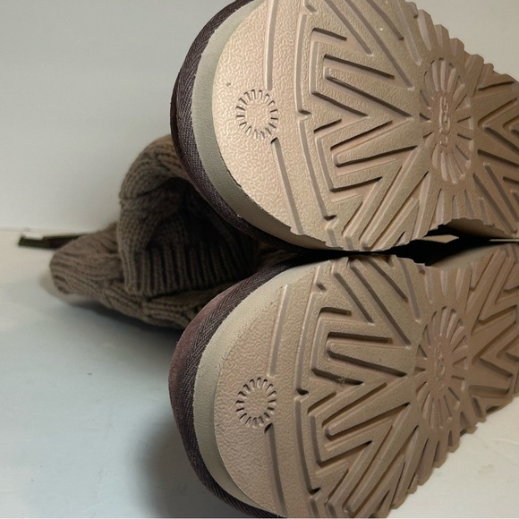 Ugg Kiandra Cordovan Boots Womens Wool Knit Lace Up Size 6 - Picture 11 of 11